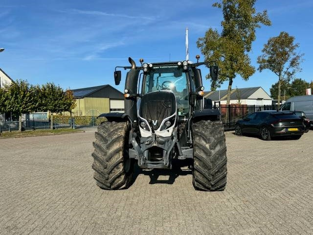 Valtra T214 Versu - Tractor: foto 5 Valtra T214 Versu - Tractor: foto 5