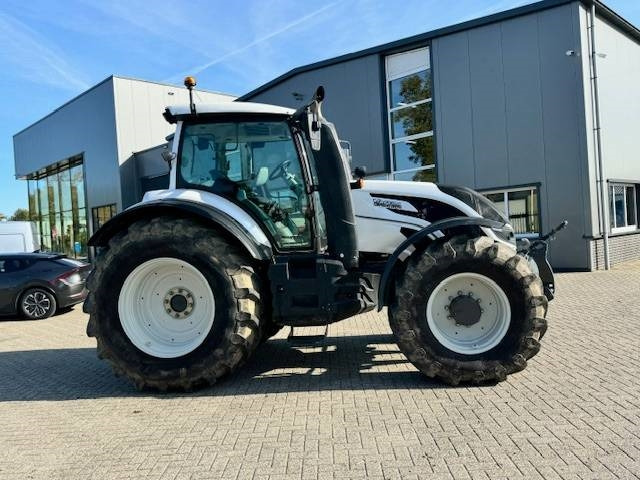 Valtra T214 Versu - Tractor: foto 4 Valtra T214 Versu - Tractor: foto 4