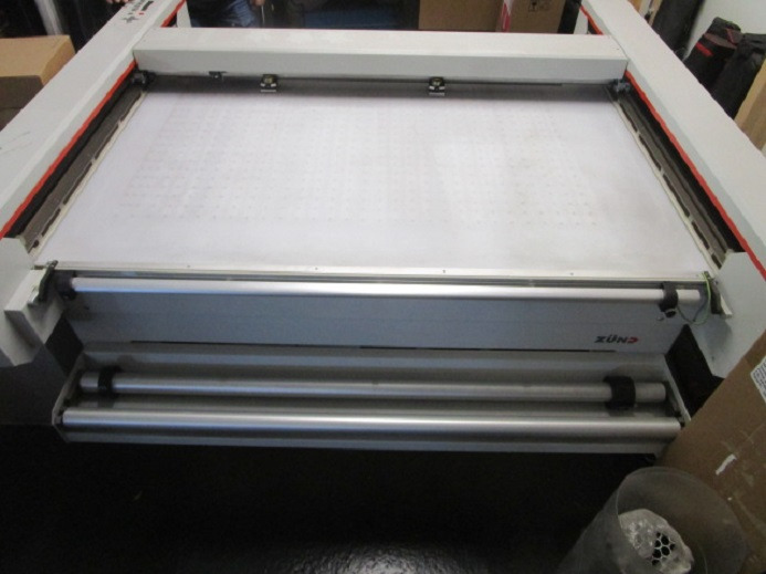 SCHNEIDEPLOTTER ZÜND P-1200 PLUS - Máquina de corte de papel: foto 3 SCHNEIDEPLOTTER ZÜND P-1200 PLUS - Máquina de corte de papel: foto 3