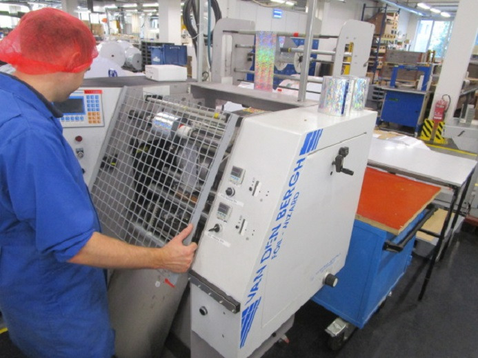 VAN DEN BERGH FOIL-WIZARD (Heissfolienprägung) INKL. ROLLENABWICKLER HUNKELER - Máquina de impresión: foto 2 VAN DEN BERGH FOIL-WIZARD (Heissfolienprägung) INKL. ROLLENABWICKLER HUNKELER - Máquina de impresión: foto 2