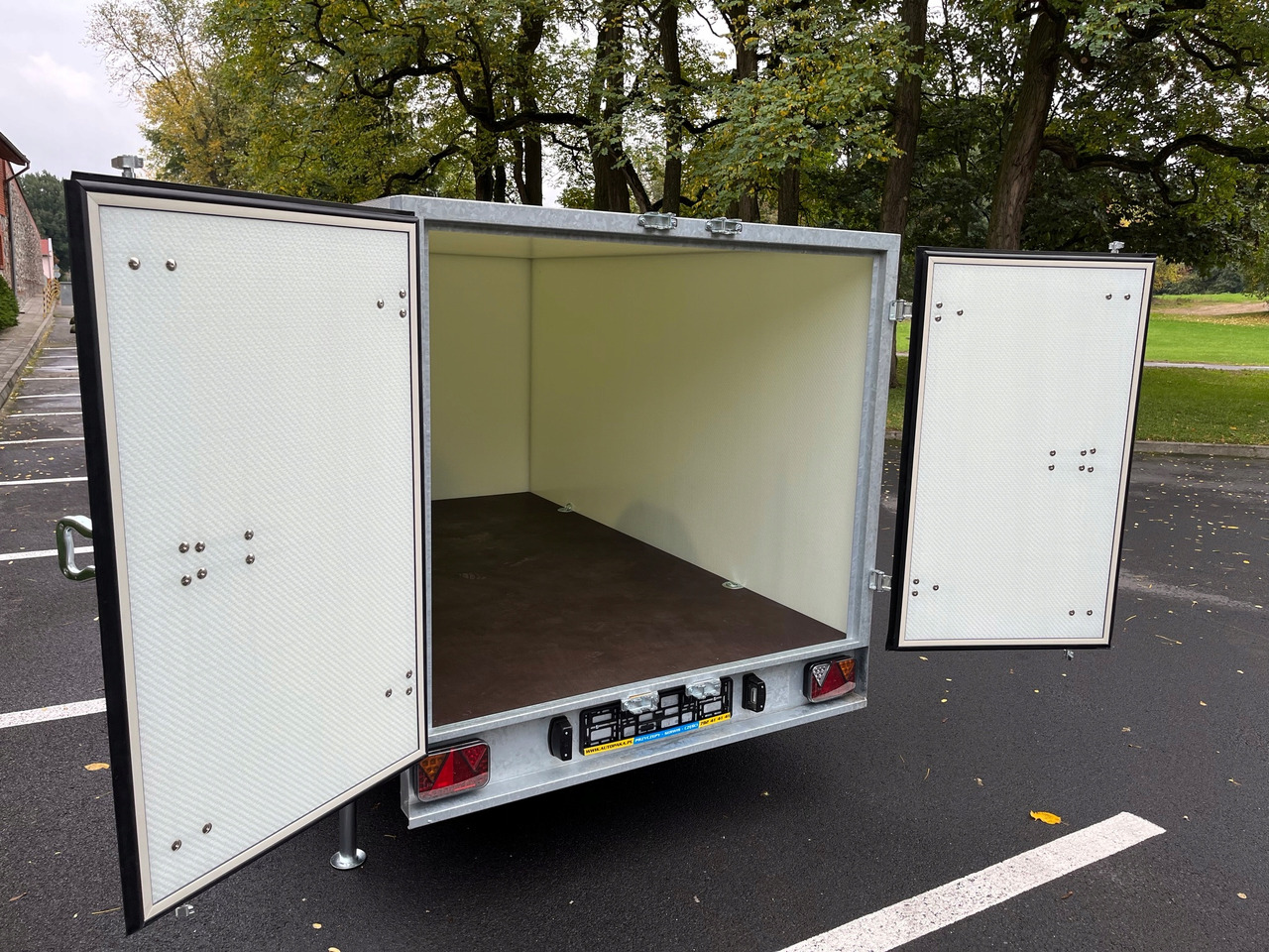 Remolque caja cerrada nuevo PRZYCZEPA KONTENER CARGO BOX 2,6 x 1,5 ZABUDOWANA / CARGO CONTAINER TRAILER BOX 2.6 x 1.5 ENCLOSED: foto 10