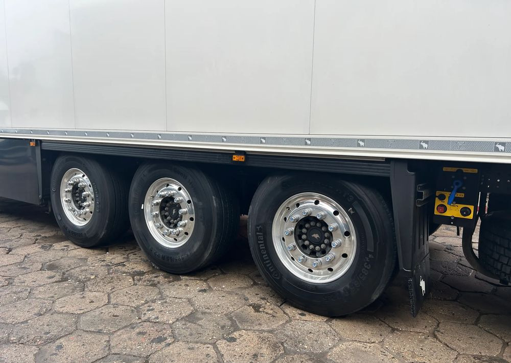 Schmitz Cargobull ORYGINALNE ALUFELGI ALCOA / BEZWYPADKOWA CHŁODNIA / GRUBA ŚCIANA 7 CM / 2 SZTUKI !! - Semirremolque frigorífico: foto 1 Schmitz Cargobull ORYGINALNE ALUFELGI ALCOA / BEZWYPADKOWA CHŁODNIA / GRUBA ŚCIANA 7 CM / 2 SZTUKI !! - Semirremolque frigorífico: foto 1