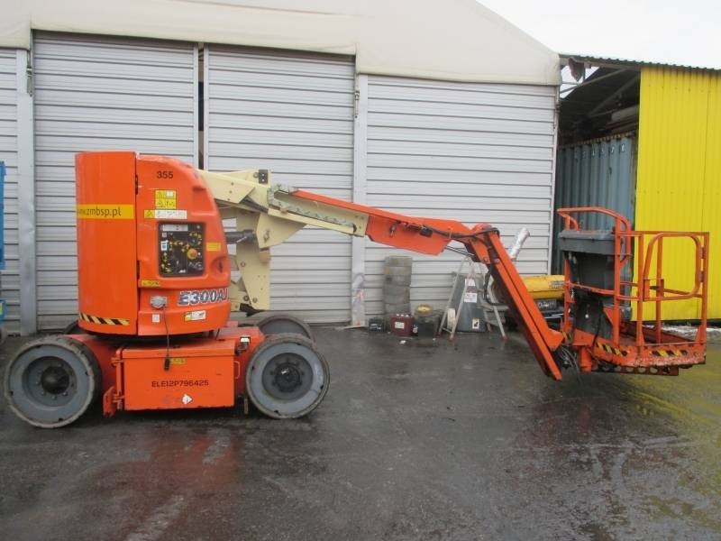 JLG E 300 AJ  - Plataforma articulada: foto 1 JLG E 300 AJ  - Plataforma articulada: foto 1