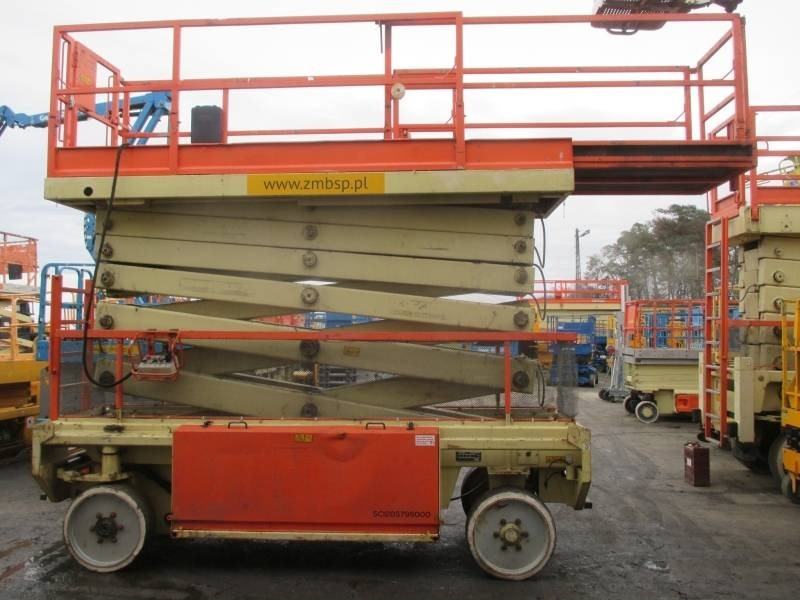 JLG Liftlux 180-12 - Plataforma de tijeras: foto 3 JLG Liftlux 180-12 - Plataforma de tijeras: foto 3
