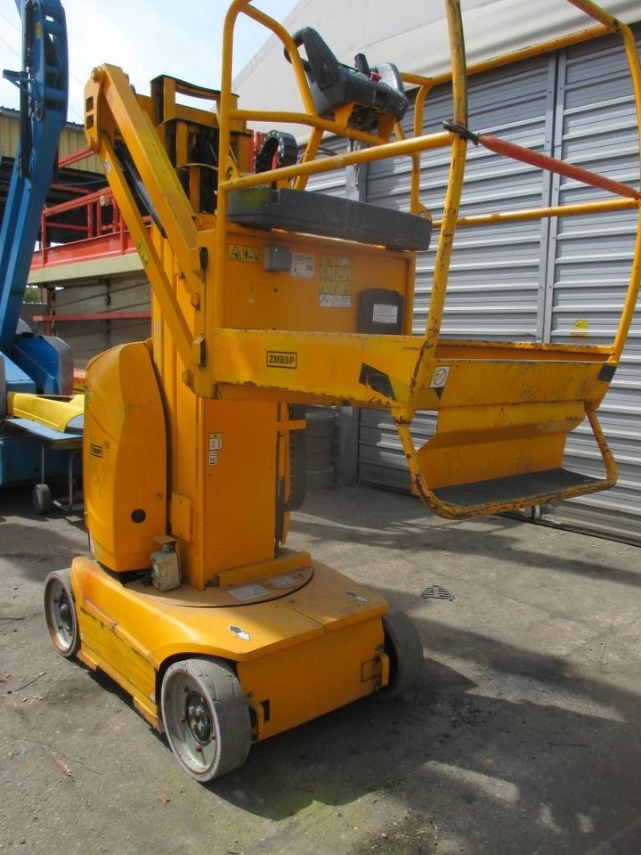 Plataforma de mástil vertical JLG Toucan 8 E: foto 8 Plataforma de mástil vertical JLG Toucan 8 E: foto 8