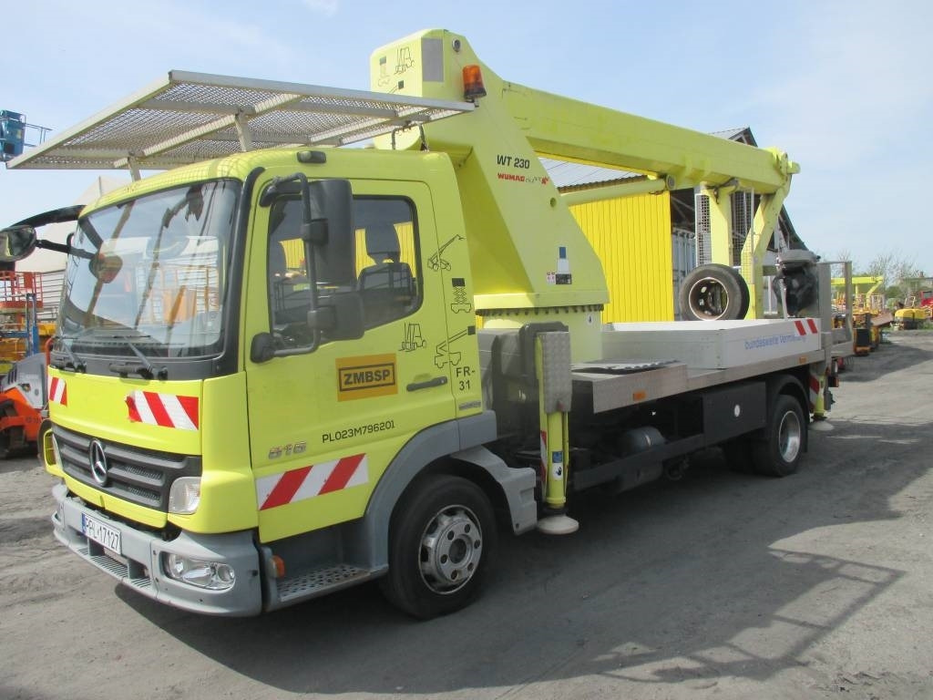 Camión con plataforma elevadora Wumag WT 230: foto 11