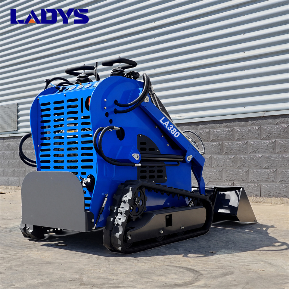 LADYS Free Shipping LA380 Mini Skid Steer Loader Compact Track Diesel Cheap Mini Skid Steer Loader For Sale With Mini Skid Steer Attachments 4 In 1 Bucket - Minicargadora: foto 4 LADYS Free Shipping LA380 Mini Skid Steer Loader Compact Track Diesel Cheap Mini Skid Steer Loader For Sale With Mini Skid Steer Attachments 4 In 1 Bucket - Minicargadora: foto 4