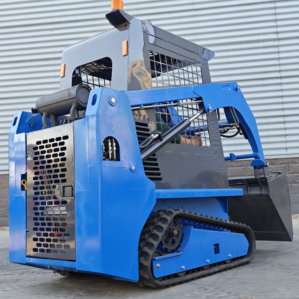 LEZUM LA670 Mini Small Skid Steer Loader Compact Track Diesel Mini Skid Steer Loader For Sale With Small Mini Skid Steer Attachments 4 In 1 Bucket - Minicargadora: foto 5 LEZUM LA670 Mini Small Skid Steer Loader Compact Track Diesel Mini Skid Steer Loader For Sale With Small Mini Skid Steer Attachments 4 In 1 Bucket - Minicargadora: foto 5