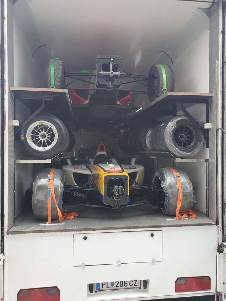 Racetransporter Achleitner 2 SNK 25 - Semirremolque portavehículos: foto 4 Racetransporter Achleitner 2 SNK 25 - Semirremolque portavehículos: foto 4