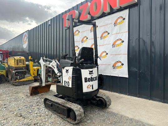 Bobcat E10 Joystick à 12500€ HT - Miniexcavadora: foto 5 Bobcat E10 Joystick à 12500€ HT - Miniexcavadora: foto 5