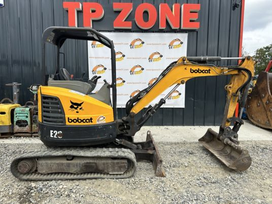 Bobcat E26 à 18900 € HT - Miniexcavadora: foto 1 Bobcat E26 à 18900 € HT - Miniexcavadora: foto 1