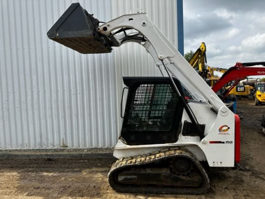 Bobcat T450 à 19900 € HT - Minicargadora de cadenas: foto 4 Bobcat T450 à 19900 € HT - Minicargadora de cadenas: foto 4