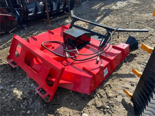 Broyeur forestier pour minichargeur - Trituradora forestal: foto 2 Broyeur forestier pour minichargeur - Trituradora forestal: foto 2