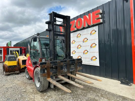 Manitou MSI40 Cabine à 27900 € HT - Carretilla elevadora diésel: foto 3 Manitou MSI40 Cabine à 27900 € HT - Carretilla elevadora diésel: foto 3