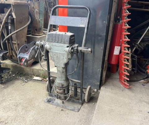Marteau piqueur démolisseur H90SG - Equipo de construcción: foto 2 Marteau piqueur démolisseur H90SG - Equipo de construcción: foto 2