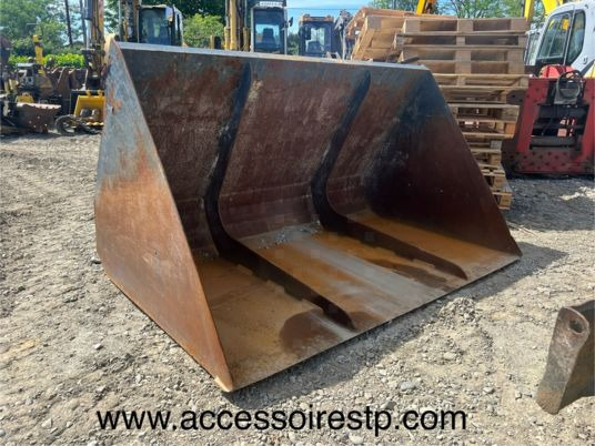 Merlo P60.10 - Cazo cargador: foto 1 Merlo P60.10 - Cazo cargador: foto 1