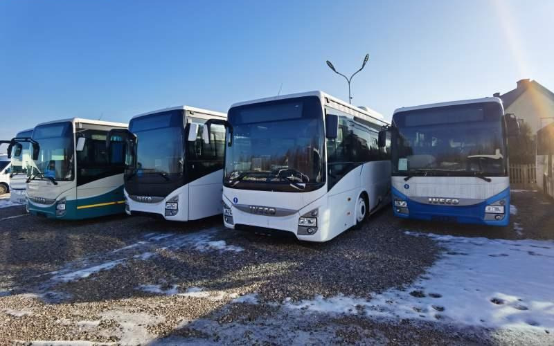Iveco Arway Crossway 12m EURO 6 KLIMA, Intouro, ul - Autocar: foto 4 Iveco Arway Crossway 12m EURO 6 KLIMA, Intouro, ul - Autocar: foto 4