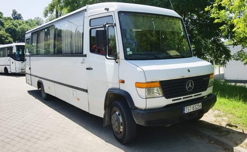 Autobús suburbano Mercedes-Benz Vario 814D 38: foto 1