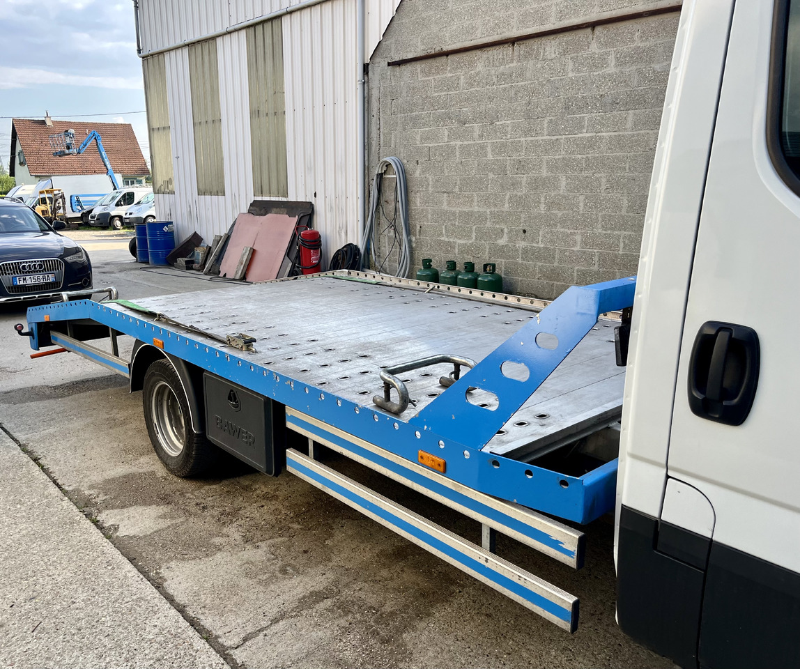 Iveco Daily 35-180 plateau dépannage dépanneuse porte voiture - Furgoneta caja abierta: foto 4 Iveco Daily 35-180 plateau dépannage dépanneuse porte voiture - Furgoneta caja abierta: foto 4