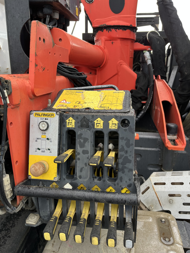 Camión volquete, Camión grúa RENAULT Premium Lander 460dxi bibenne grue Palfinger pk16001: foto 7 Camión volquete, Camión grúa RENAULT Premium Lander 460dxi bibenne grue Palfinger pk16001: foto 7