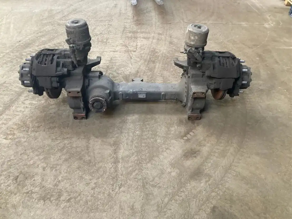MAN Hinterachse Axis ZF AV132/90 5,74 4472036458 MAN Lions City A21 - Eje posterior para Autobús: foto 1 MAN Hinterachse Axis ZF AV132/90 5,74 4472036458 MAN Lions City A21 - Eje posterior para Autobús: foto 1