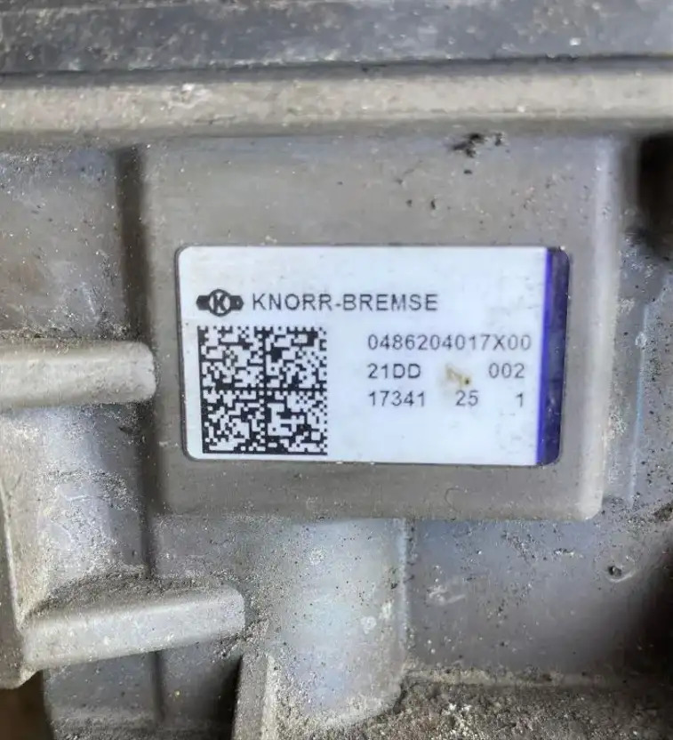 MAN Knorr Bremse 0486204017 Ventil EBS 81.52106.6014 Zweikanalmodul - Sistema eléctrico para Autobús: foto 3 MAN Knorr Bremse 0486204017 Ventil EBS 81.52106.6014 Zweikanalmodul - Sistema eléctrico para Autobús: foto 3