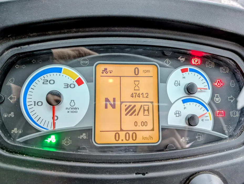 Tractor New Holland T5.115: foto 8 Tractor New Holland T5.115: foto 8