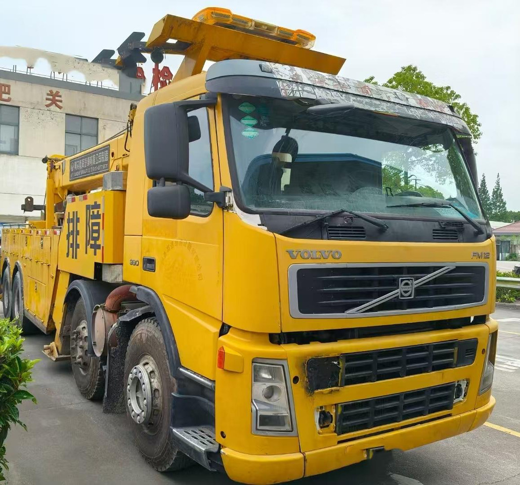 VOLVO FM12 - Grua de remolque autos: foto 3 VOLVO FM12 - Grua de remolque autos: foto 3