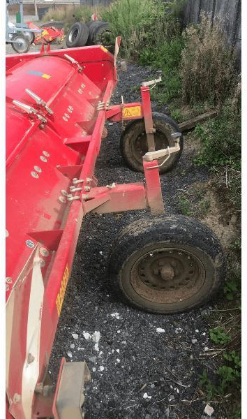 GRIMME KS3600 - Desbrozadora de patatas: foto 3 GRIMME KS3600 - Desbrozadora de patatas: foto 3