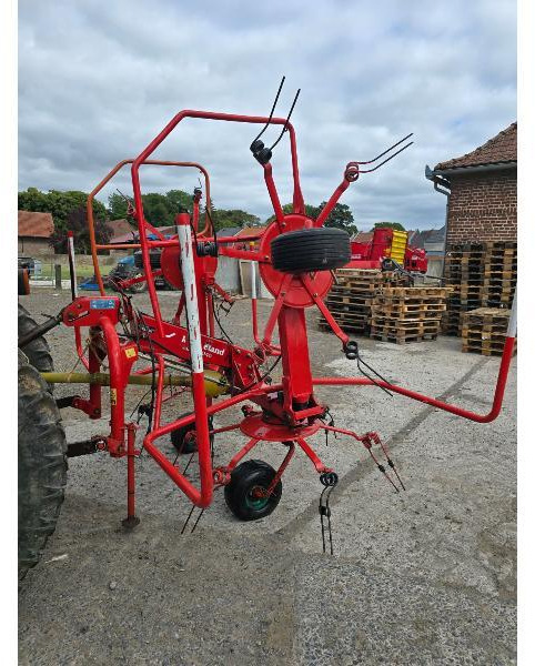 KVERNELAND 8046 - Henificadora: foto 1 KVERNELAND 8046 - Henificadora: foto 1