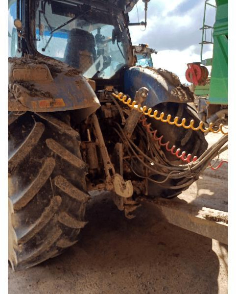NEW-HOLLAND T7.270 AC - Tractor: foto 3 NEW-HOLLAND T7.270 AC - Tractor: foto 3