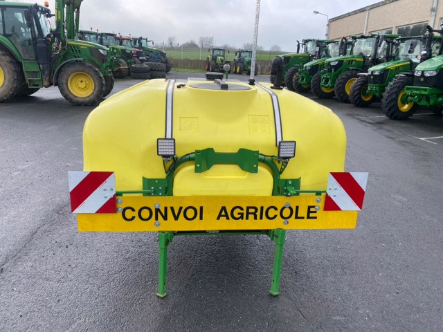 PULVEJUST ECO 1500 LITRES - Pulverizador suspendido: foto 2 PULVEJUST ECO 1500 LITRES - Pulverizador suspendido: foto 2