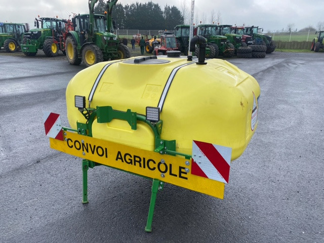 PULVEJUST ECO 1500 LITRES - Pulverizador suspendido: foto 1 PULVEJUST ECO 1500 LITRES - Pulverizador suspendido: foto 1