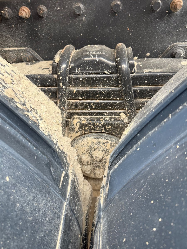 Camión volquete MAN 26.500: foto 13 Camión volquete MAN 26.500: foto 13