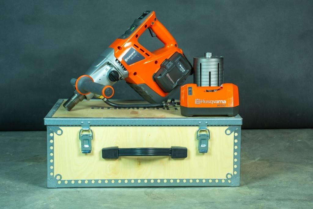 Husqvarna DM540i DS150 - Equipo de construcción: foto 2 Husqvarna DM540i DS150 - Equipo de construcción: foto 2