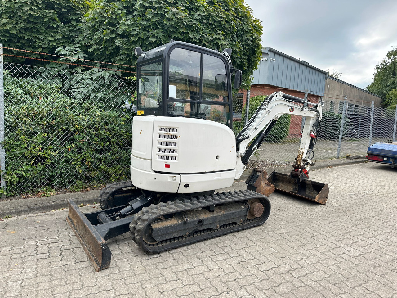 CAT 302.7 DCR Mini excavator, 2 Buckets, TOP !!! - Miniexcavadora: foto 4 CAT 302.7 DCR Mini excavator, 2 Buckets, TOP !!! - Miniexcavadora: foto 4