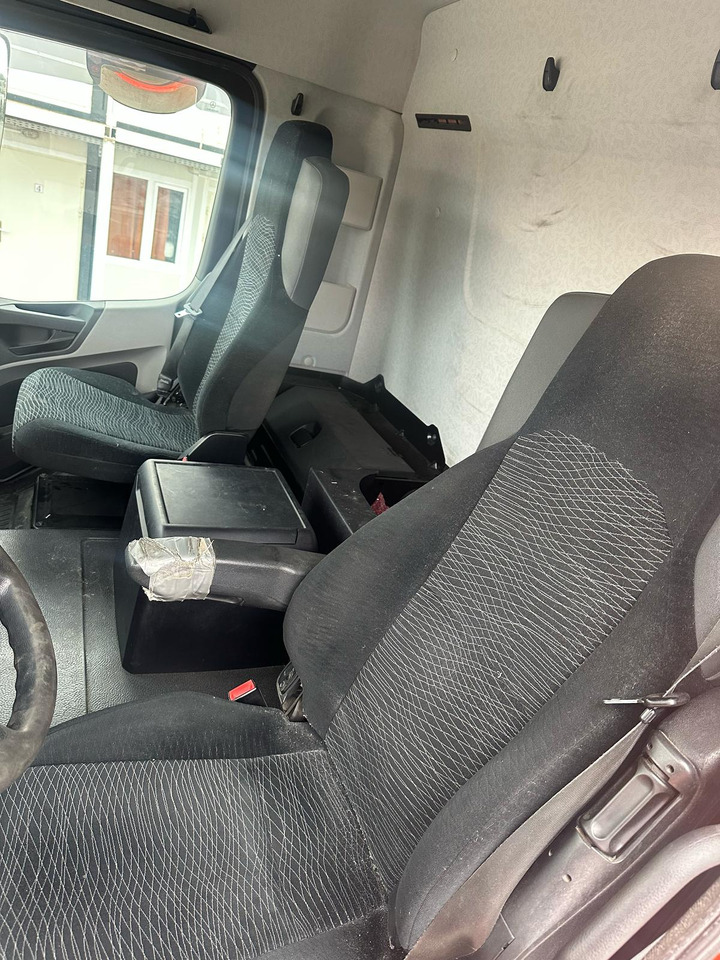 MERCEDES-BENZ ANTOS Tractor head - Cabeza tractora: foto 4 MERCEDES-BENZ ANTOS Tractor head - Cabeza tractora: foto 4