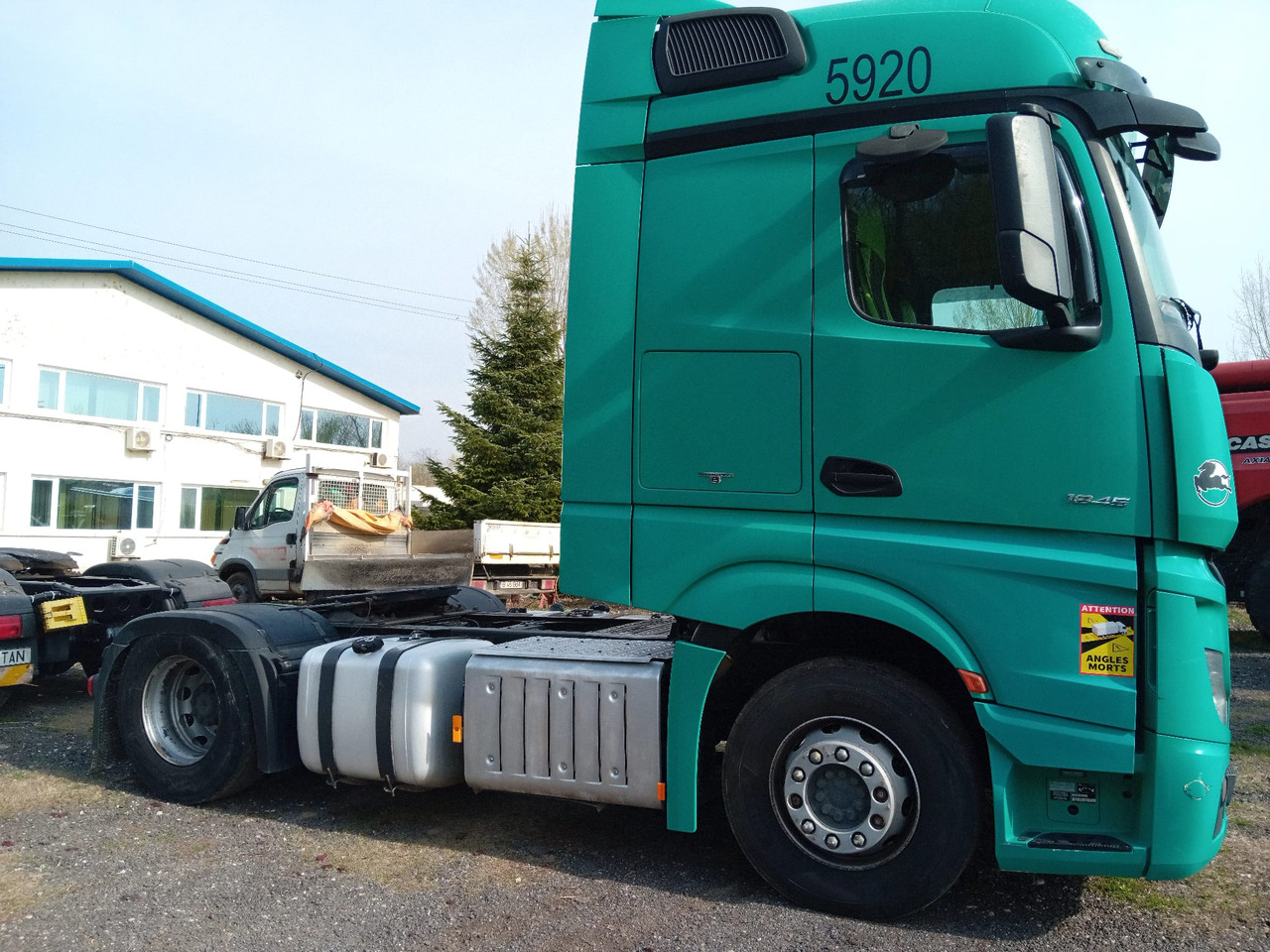 Mercedes-Benz Actros 18.45 - Cabeza tractora: foto 5 Mercedes-Benz Actros 18.45 - Cabeza tractora: foto 5