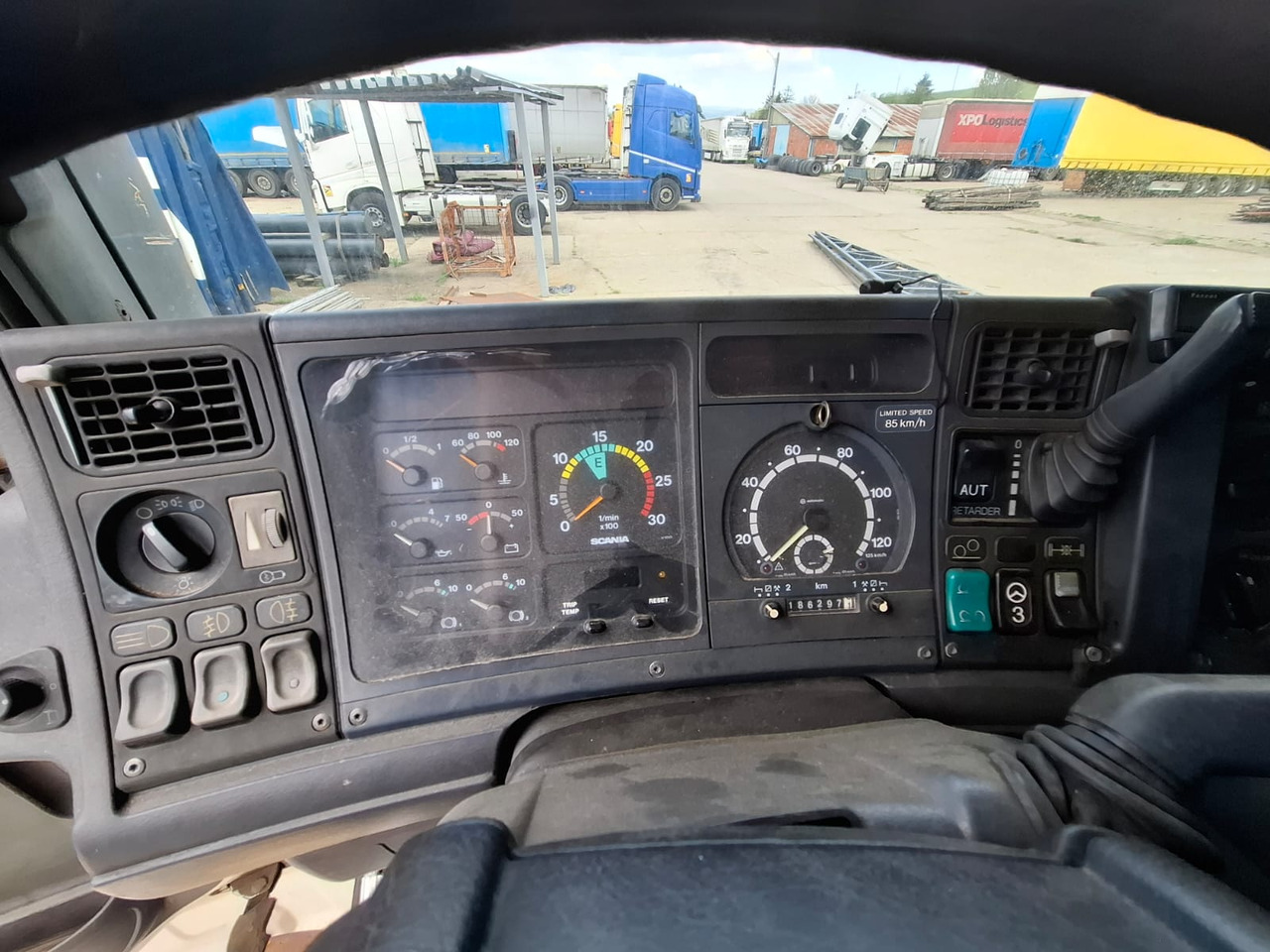 Scania B 6X2 - Cabeza tractora: foto 2 Scania B 6X2 - Cabeza tractora: foto 2