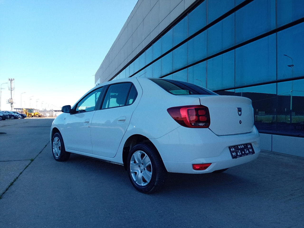 Dacia Logan 1.5 dCi, TOP ! - Sedan: foto 2 Dacia Logan 1.5 dCi, TOP ! - Sedan: foto 2