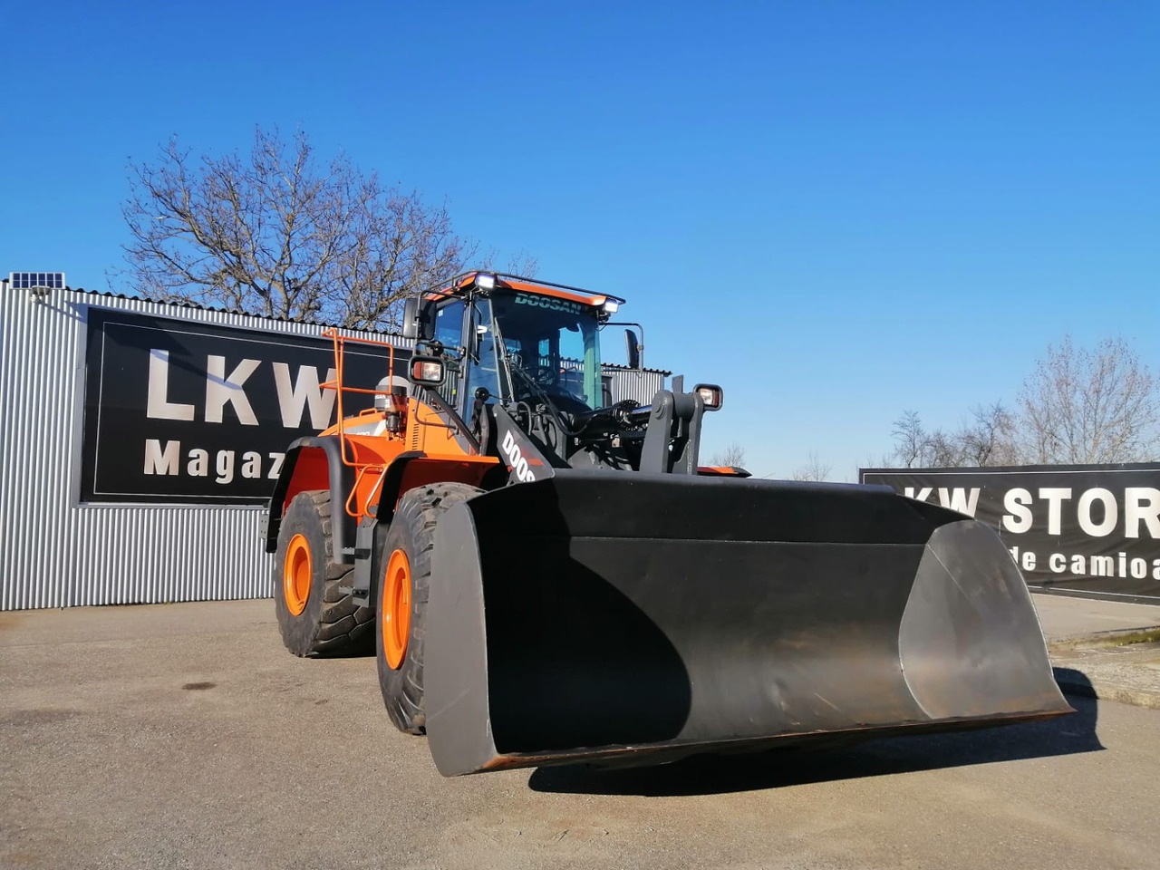 Doosan DL 420-5 Front End Loader, TOP!!! - Cargadora de ruedas: foto 1 Doosan DL 420-5 Front End Loader, TOP!!! - Cargadora de ruedas: foto 1