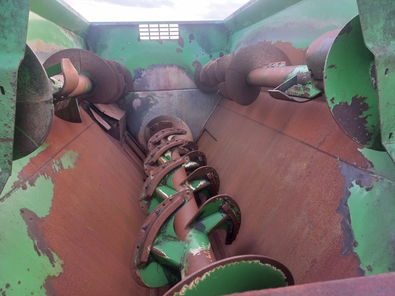 FARESIN TMR 1200 TEHNOLOGICAL TRAILER - Desensiladora: foto 3 FARESIN TMR 1200 TEHNOLOGICAL TRAILER - Desensiladora: foto 3