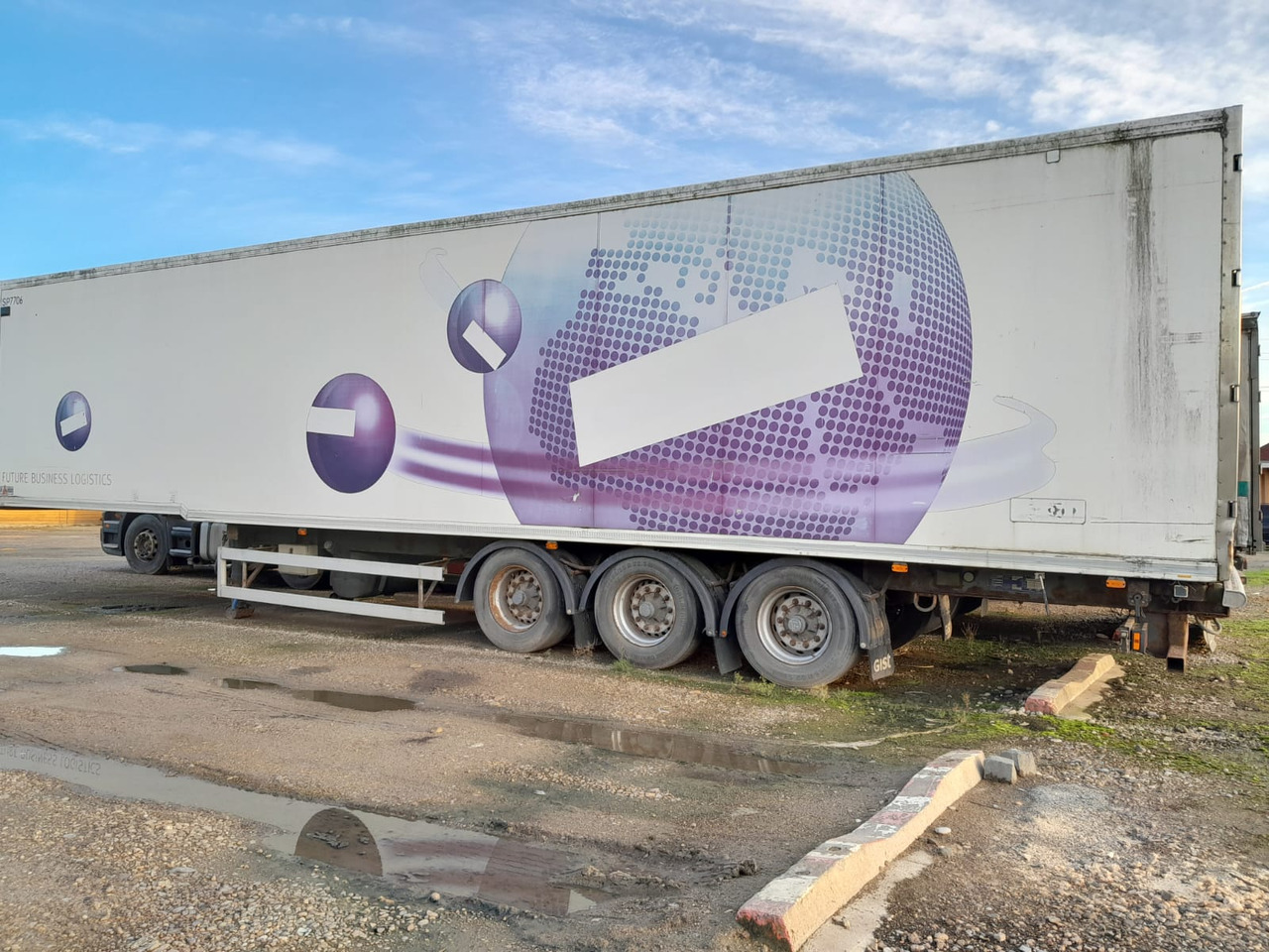 GRAY & ADAMS REFRIGERATED SEMI-TRAILER - Semirremolque frigorífico: foto 2 GRAY & ADAMS REFRIGERATED SEMI-TRAILER - Semirremolque frigorífico: foto 2