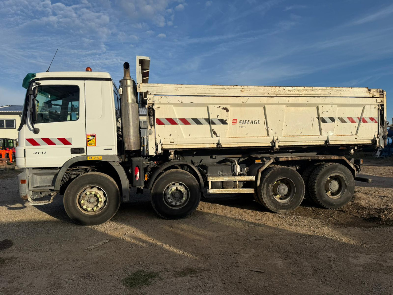 MERCEDES-BENZ ACTROS TIPPER - Camión volquete: foto 2 MERCEDES-BENZ ACTROS TIPPER - Camión volquete: foto 2