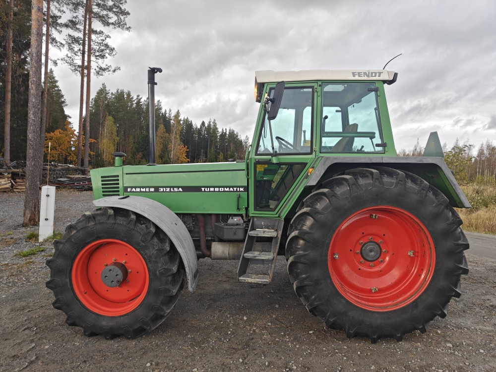 FENDT Farmer 312LSA Turbomatik - Tractor: foto 2 FENDT Farmer 312LSA Turbomatik - Tractor: foto 2
