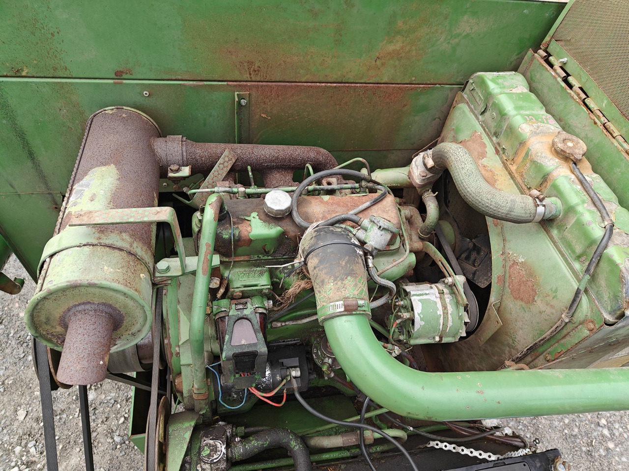 Cosechadora de granos JOHN DEERE 925 leikkuupuimuri: foto 16 Cosechadora de granos JOHN DEERE 925 leikkuupuimuri: foto 16