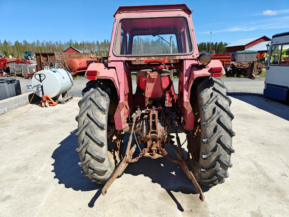 Massey Ferguson 165 Multi Power - Tractor: foto 3 Massey Ferguson 165 Multi Power - Tractor: foto 3