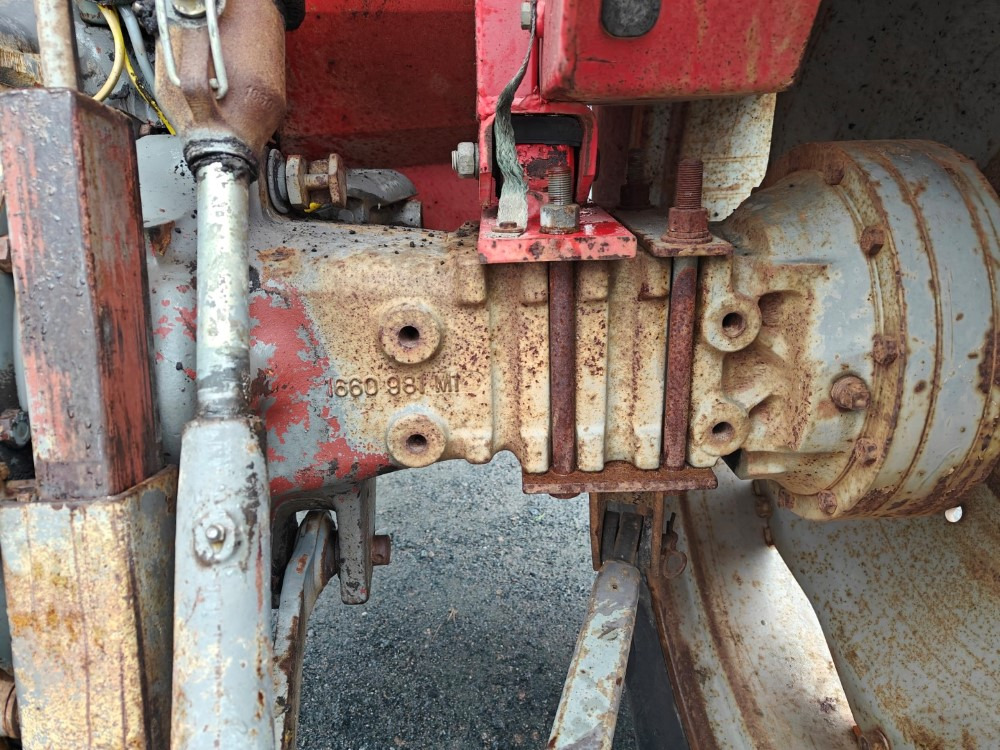 Tractor Massey Ferguson 165S Lisähydrauliikalla, katso video!: foto 12