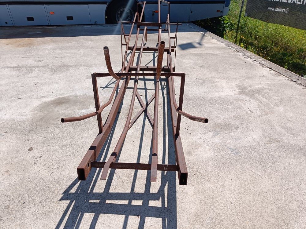 Empacadora de pacas cuadradas Paalirata John Deere 332 paalaimesta: foto 6 Empacadora de pacas cuadradas Paalirata John Deere 332 paalaimesta: foto 6