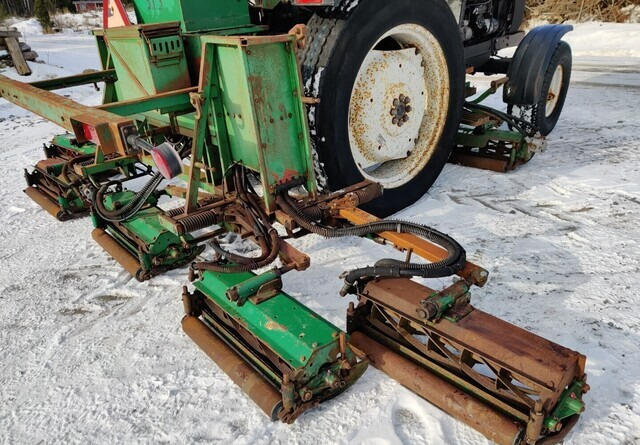 Ransomes kelaleikkuri 465cm hydraulinen - VIDEO - Desbrozadora de martillos: foto 2 Ransomes kelaleikkuri 465cm hydraulinen - VIDEO - Desbrozadora de martillos: foto 2